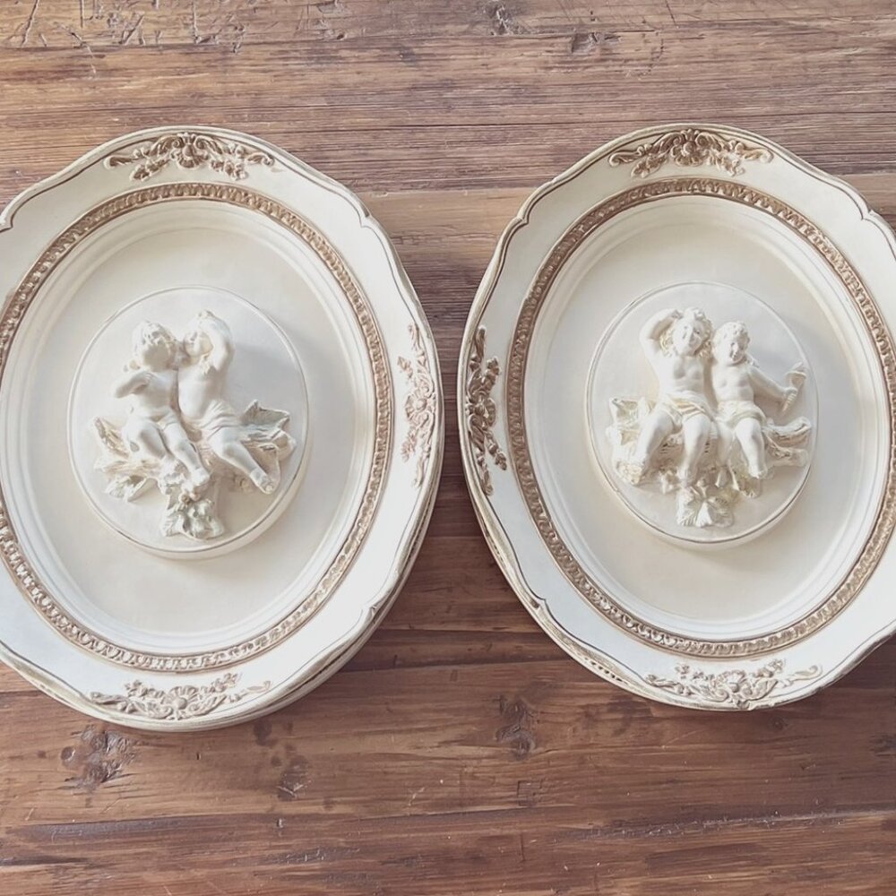 Set of 2 Vintage Alexander Backer Co Chalkware Wall Plaques